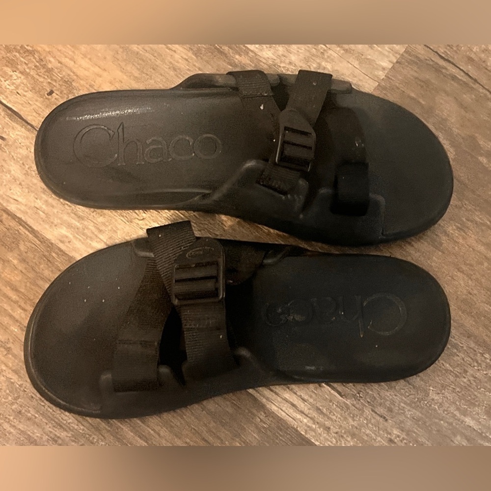 FINAL PRICE Chaco Black Strapped Slide Sandals - Picture 7 of 9